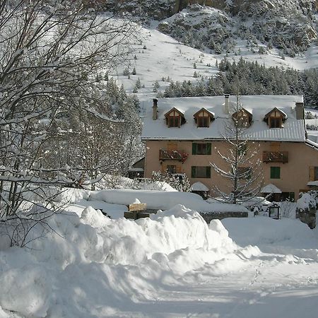 Auberge La Cleida Névache Exteriör bild