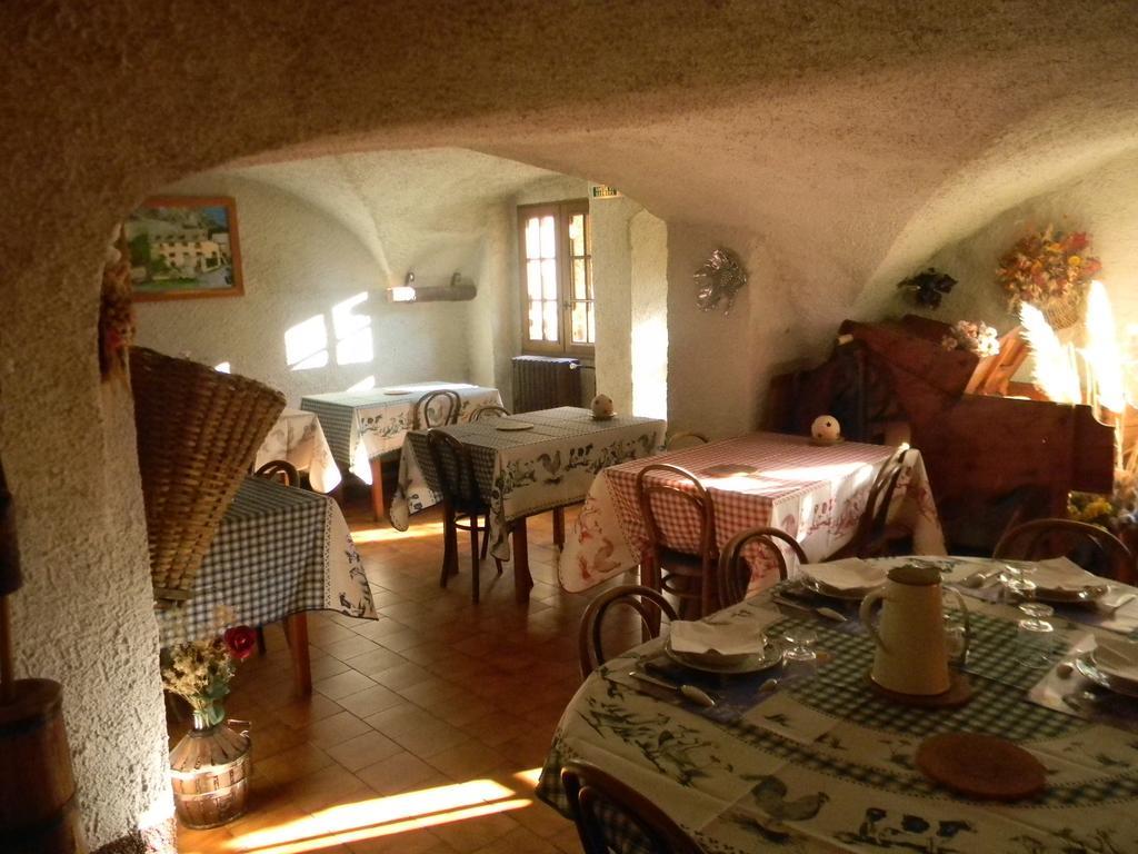 Auberge La Cleida Névache Exteriör bild