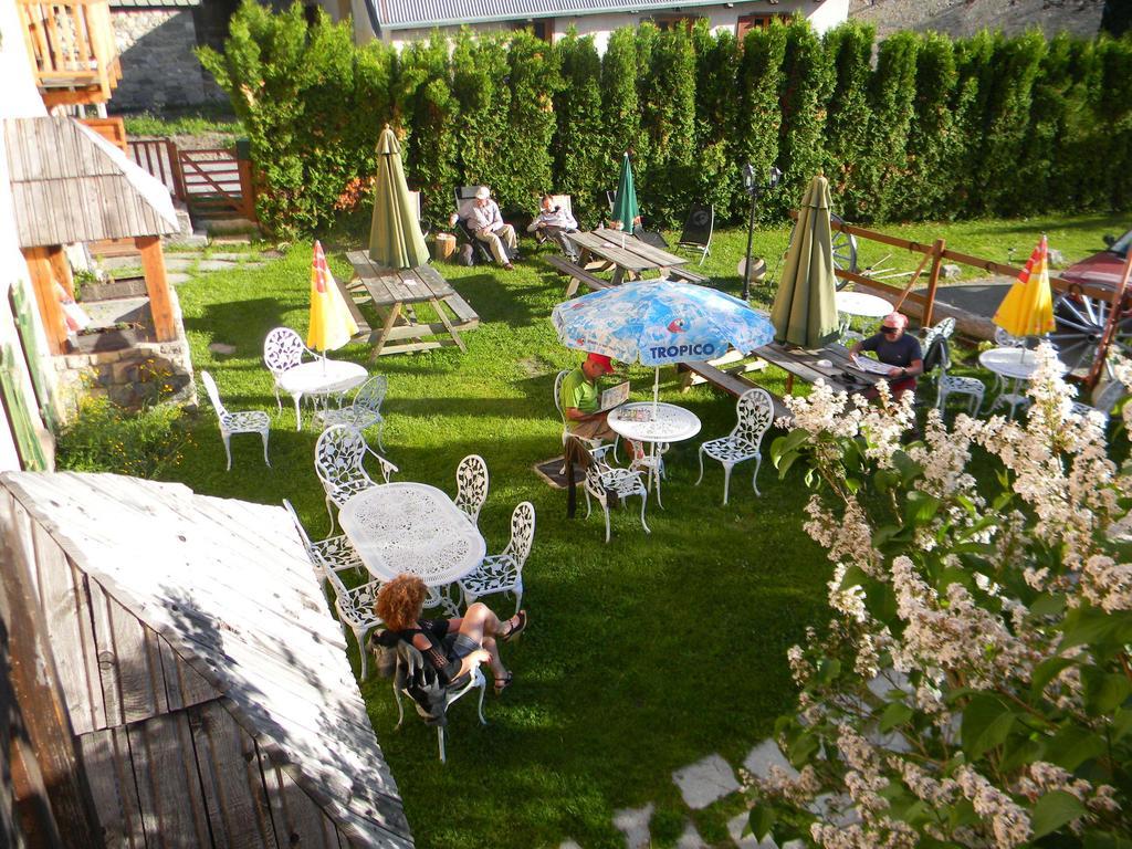 Auberge La Cleida Névache Exteriör bild